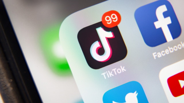 tiktok:-how-to-stop-seeing-personalized-ads