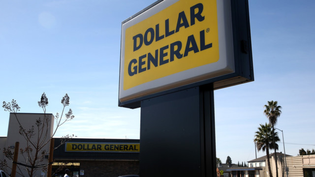 dollar-general-to-pay-hourly-workers-to-receive-vaccine